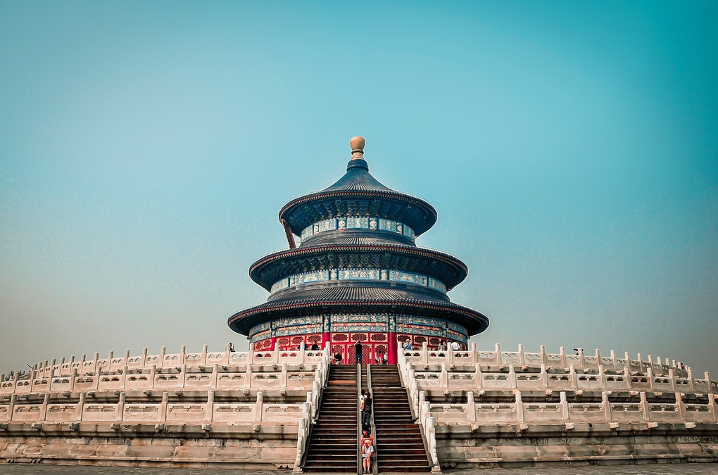 曼市便采取